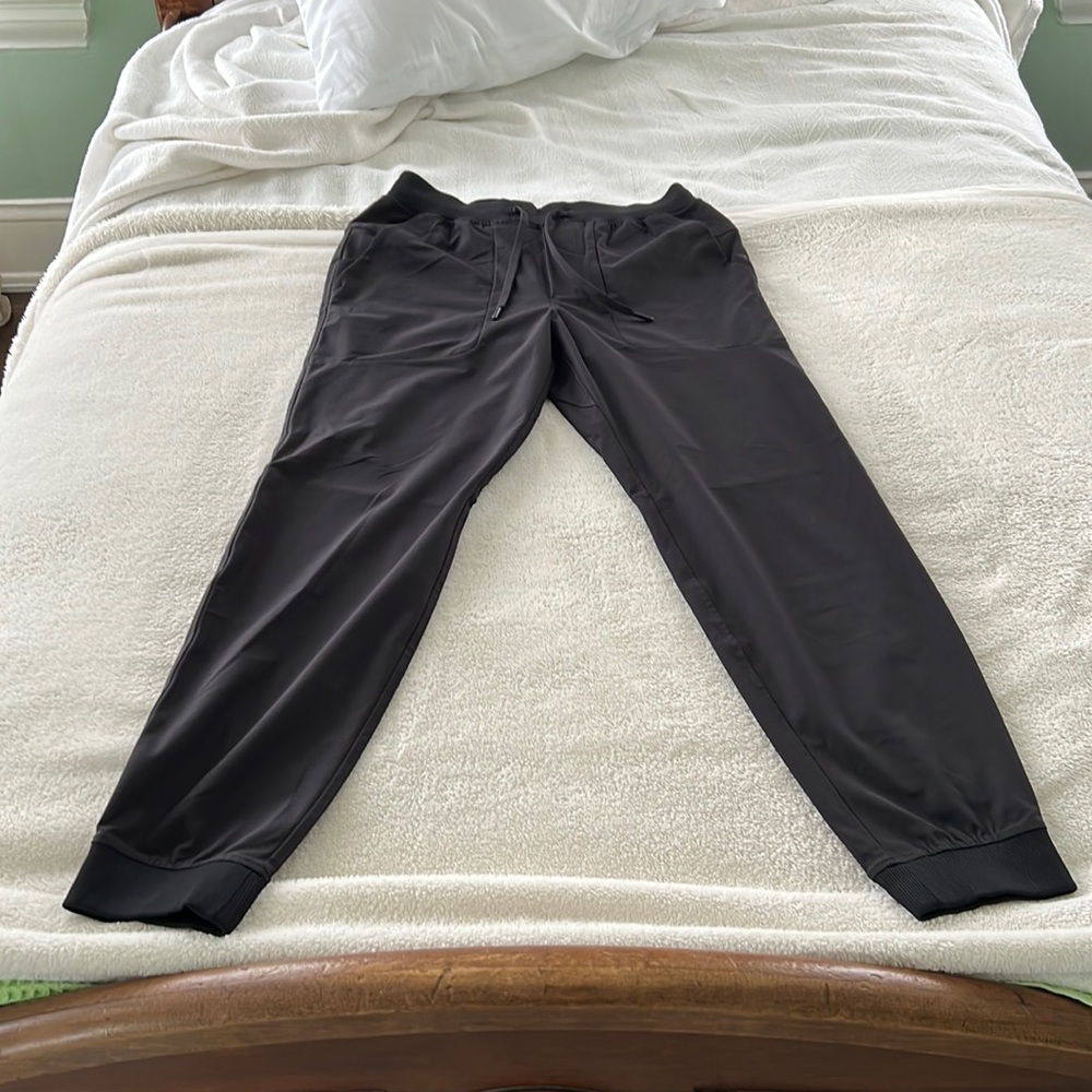 Lululemon ABC joggers